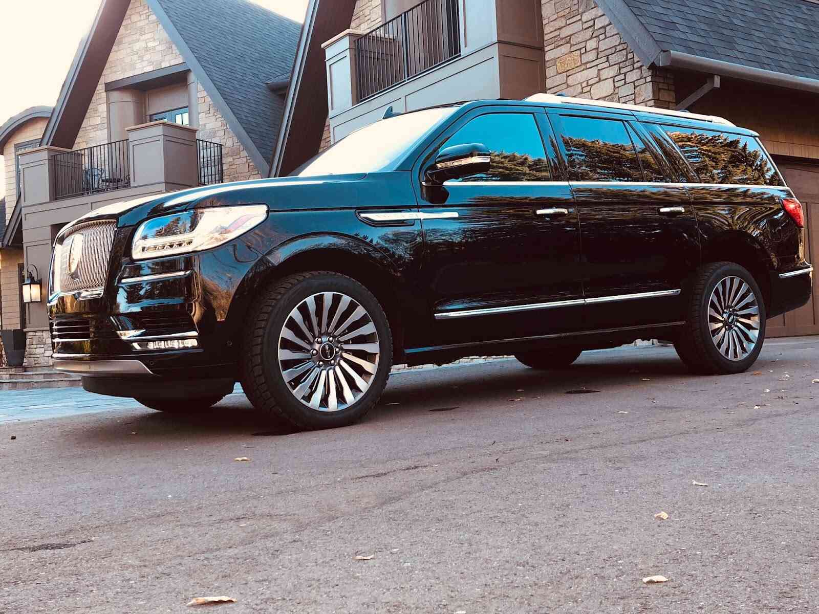 Why You Should Hire a Luxury Chauffeur Service in Calgary